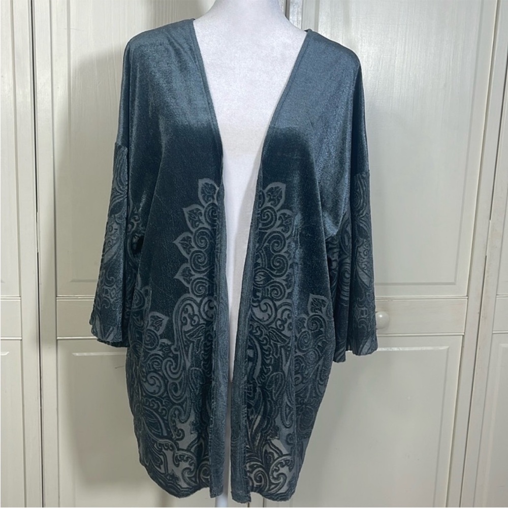 Valerie Stevens Gray Burn out Open Front Velvet Floral Kimono Sz Medium